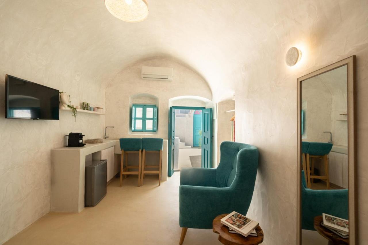 Marla Luxury Residences Apartment Megalochori (Santorini)