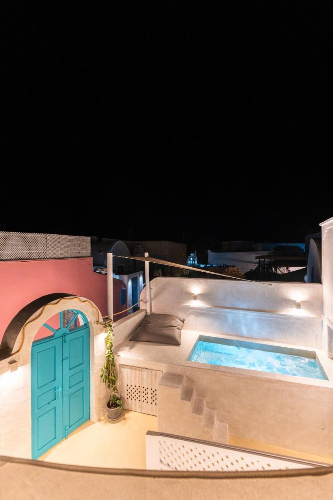Marla Luxury Residences Apartment Megalochori (Santorini)